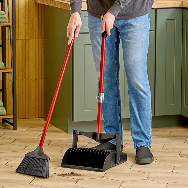 #919 Open Dustpan with Lobby Broom 